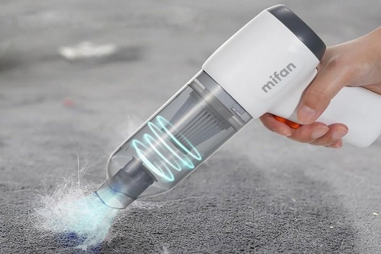 Máy hút bụi mini cầm tay