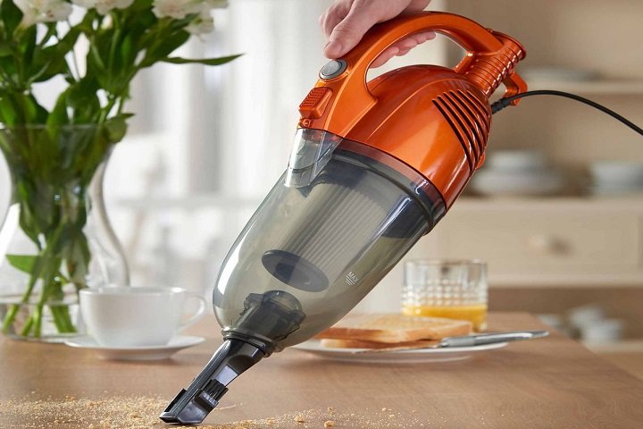 Máy hút bụi cầm tay có dây